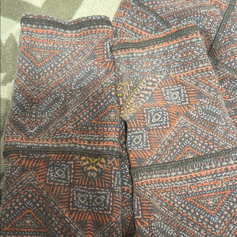 Prana Patterned Leggings - Picture 4 of 6